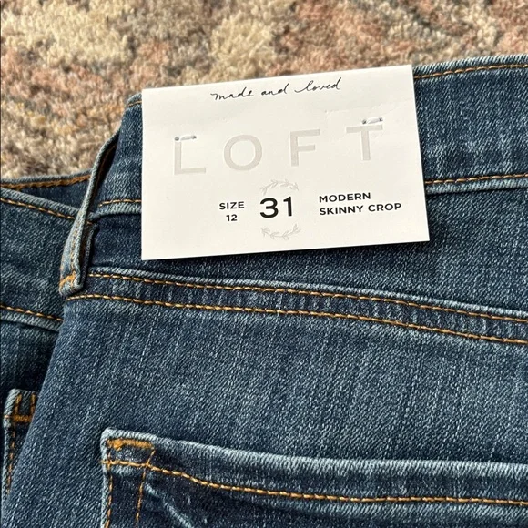 NWT Loft Modern Skinny Crop - Picture 3 of 4